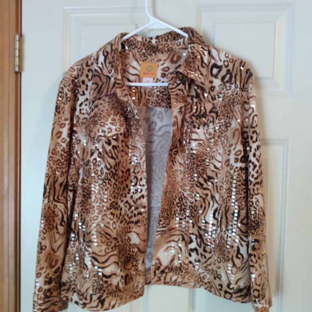Ruby Rd. Long sleeve animal print shiney sequence look blouse/jacket. Size 14.